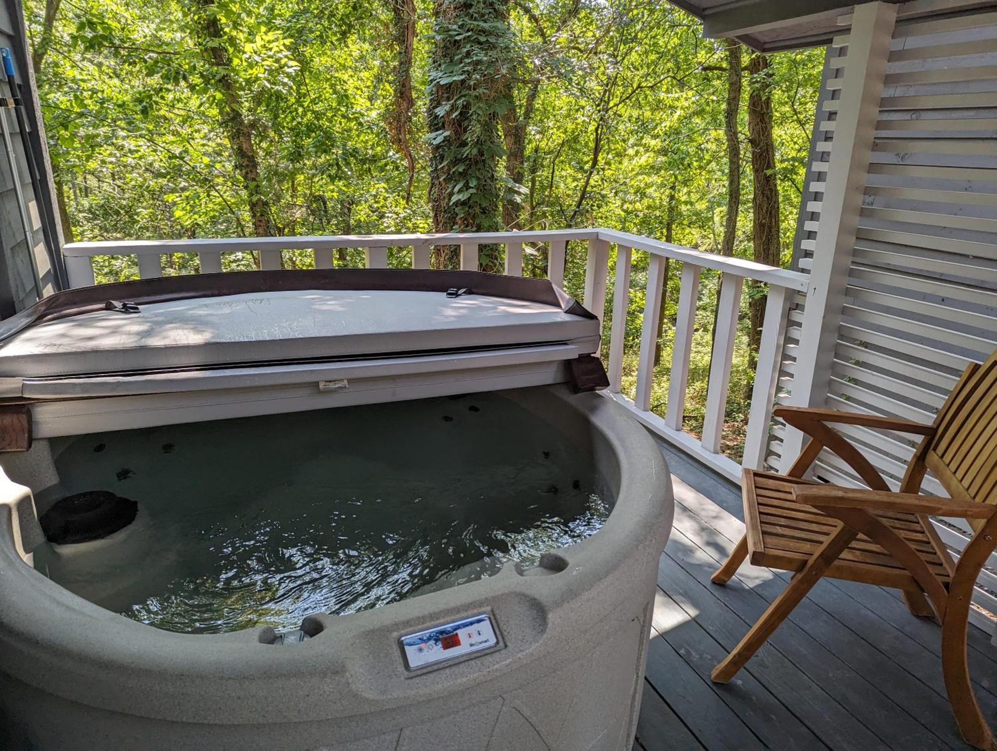 Villa Adventure Cabin 5 - King W Private Hot Tub Eureka Springs Exterior foto